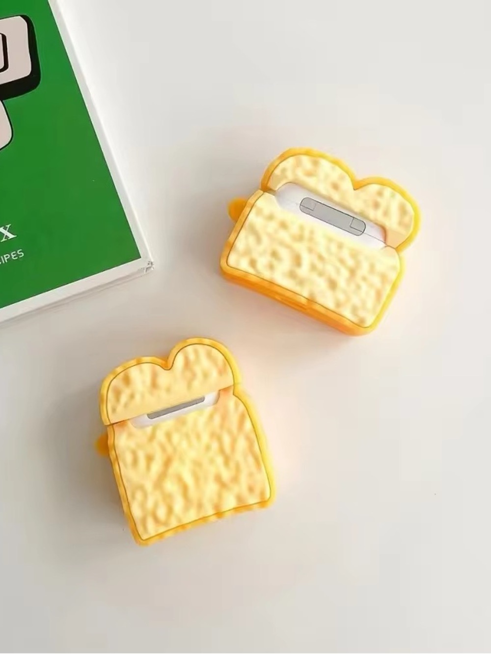 Cute Toast-Shaped Kids AirPod Case - Yellow